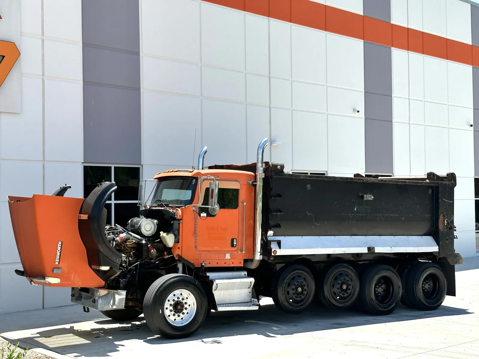 2005 Kenworth T800 in Greer, SC — photo 11