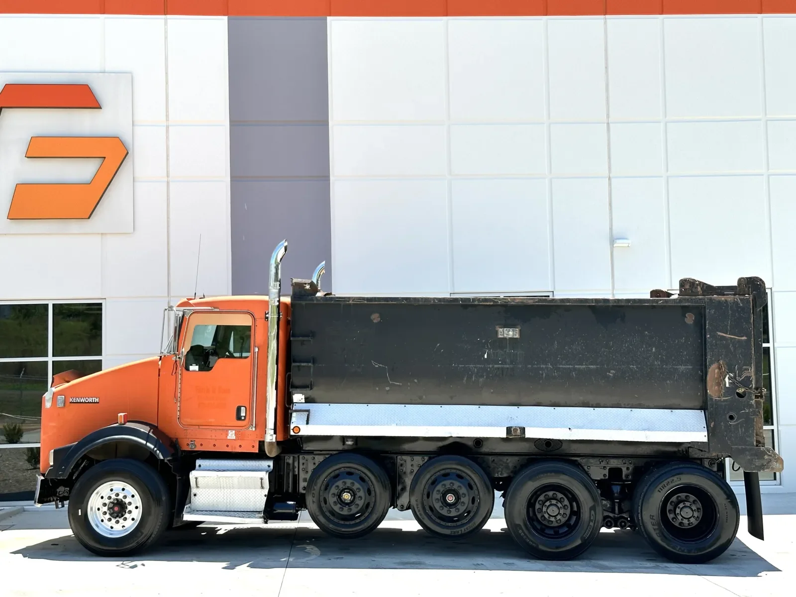 2005 Kenworth T800 in Greer, SC — photo 5