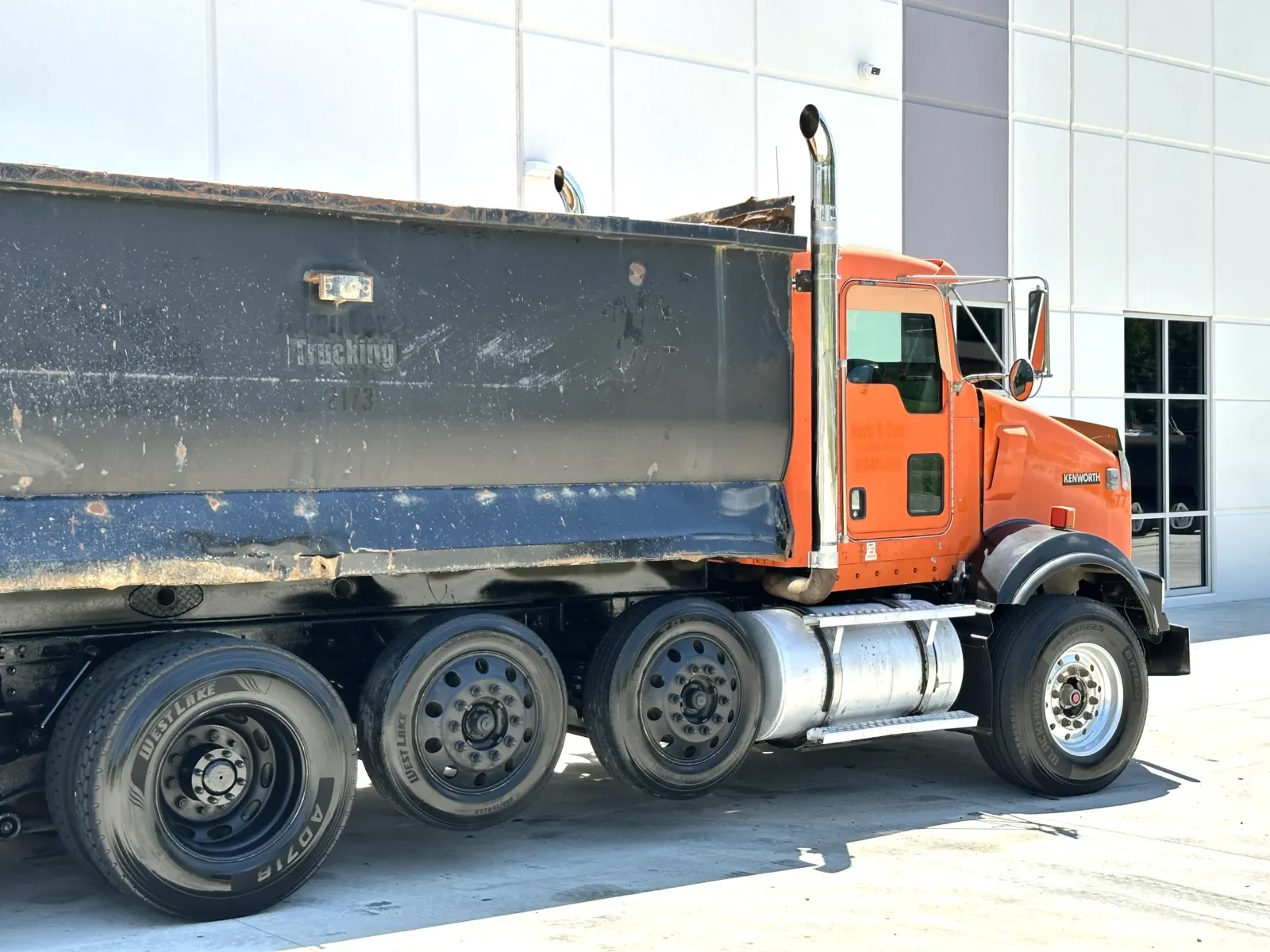 2005 Kenworth T800 in Greer, SC — photo 8