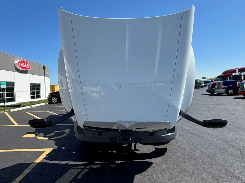 2021 Peterbilt 579 in Springfield, MO — photo 7