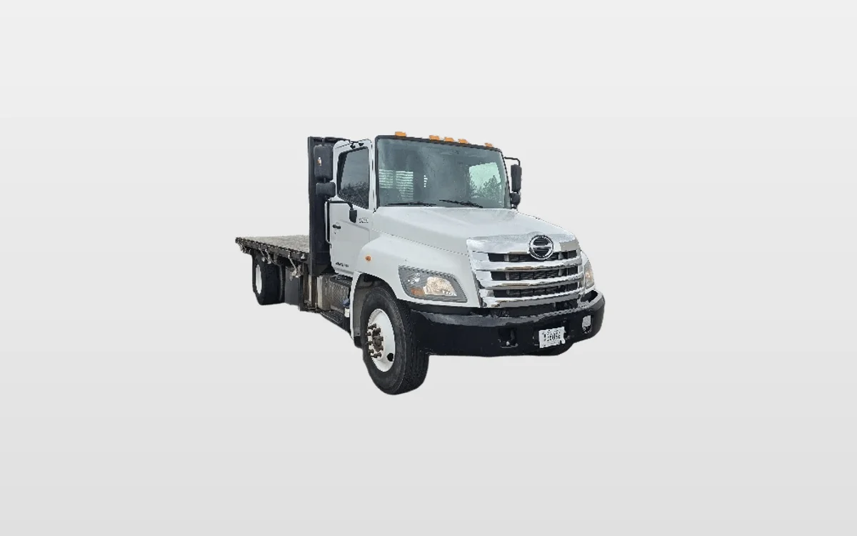 2019 Hino 268 - image 1