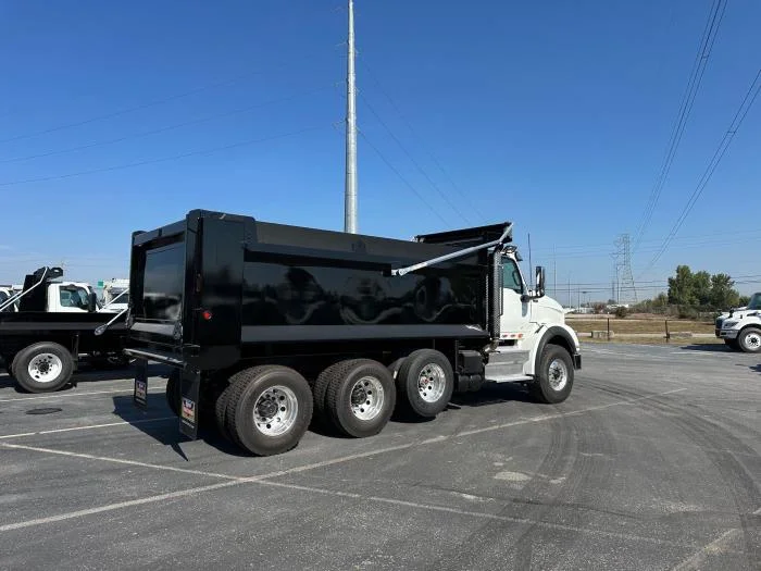 2026 International HX - image 5