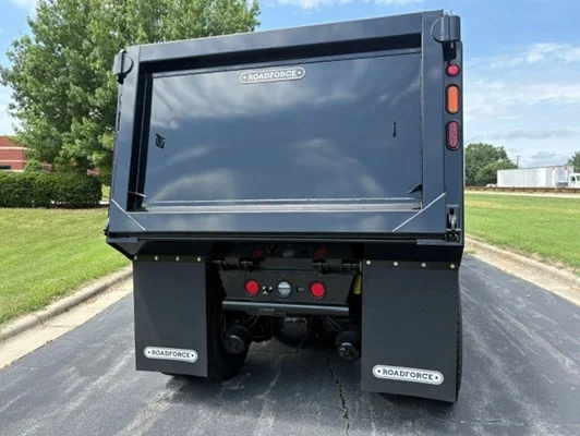2027 Kenworth T880 in Greensboro, NC — photo 5