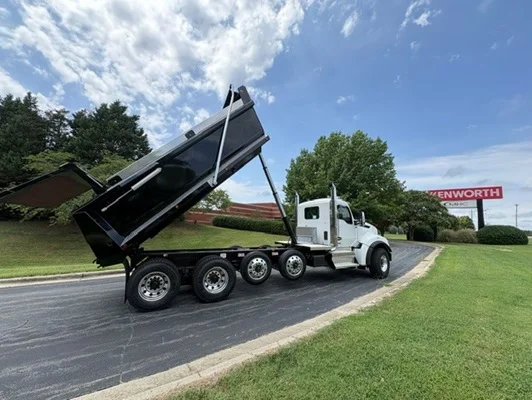 2027 Kenworth T880 in Greensboro, NC — photo 9