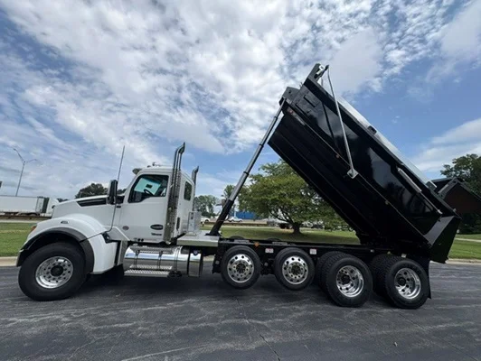 2027 Kenworth T880 in Greensboro, NC — photo 21