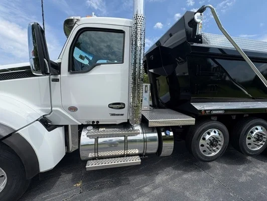 2027 Kenworth T880 in Greensboro, NC — photo 16