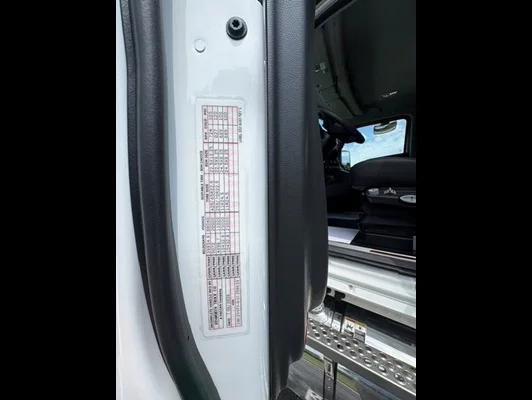 2027 Kenworth T880 in Greensboro, NC — photo 17