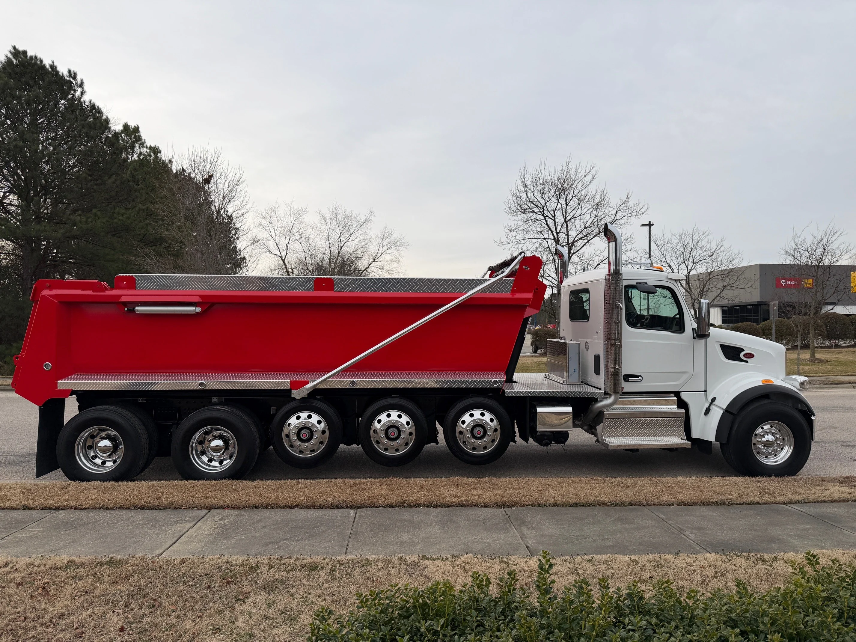 2026 Peterbilt 567 in Dunn, NC — photo 5