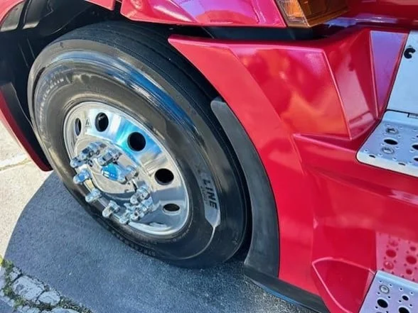 2023 FREIGHTLINER Cascadia 126 - image 8