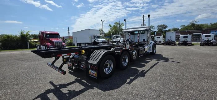 2027 Peterbilt 567 in Jacksonville, FL — photo 6