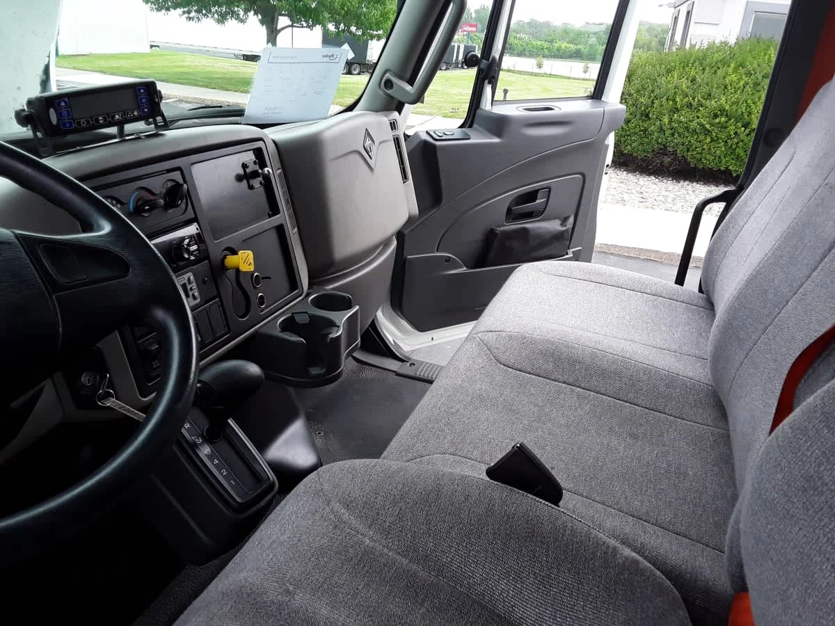 2019 International 4300 in Altoona, IA — photo 8