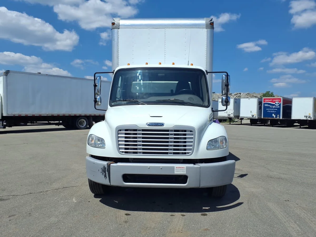 2019 Freightliner M2 106 in Taylor, MI — photo 2
