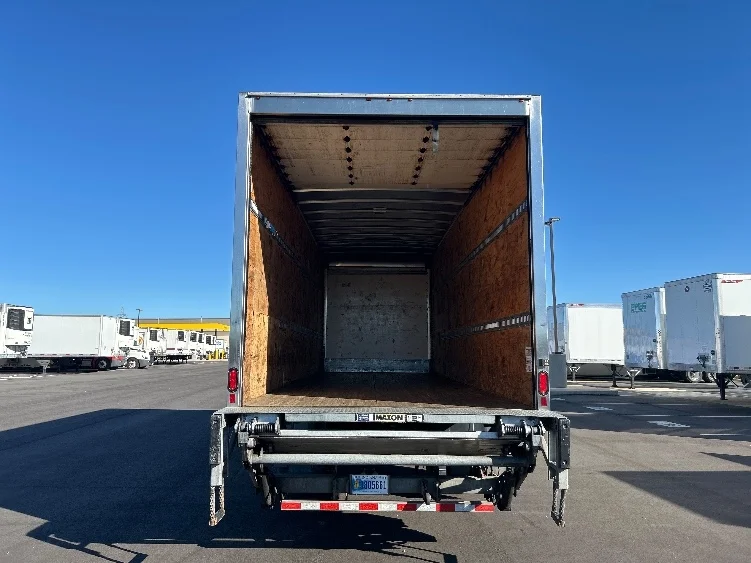 2021 Freightliner M2 106 - image 8