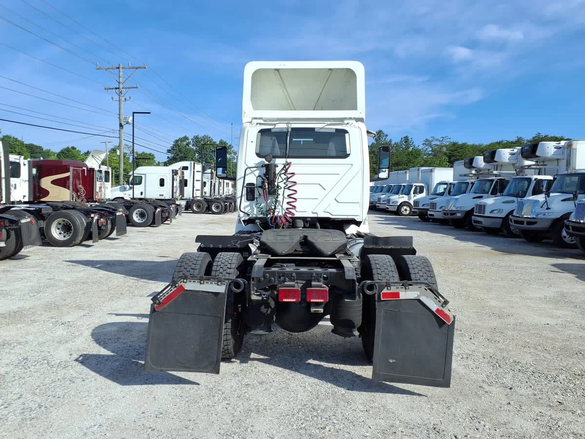 2020 International RH - image 5