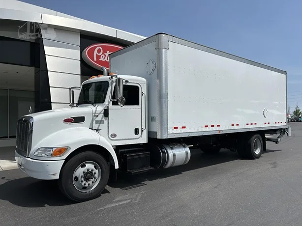 2019 Peterbilt 337 in Portland, OR