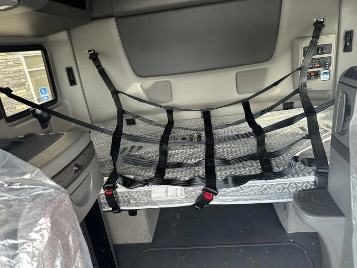 2026 International LT - image 14