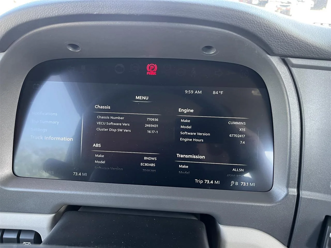 2026 Peterbilt 567 - image 9