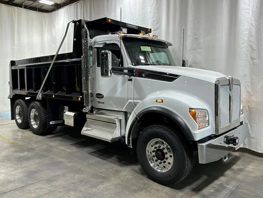 2027 Kenworth T880