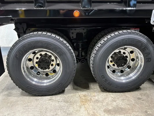 2027 Kenworth T880 in Port Wentworth, GA — photo 3