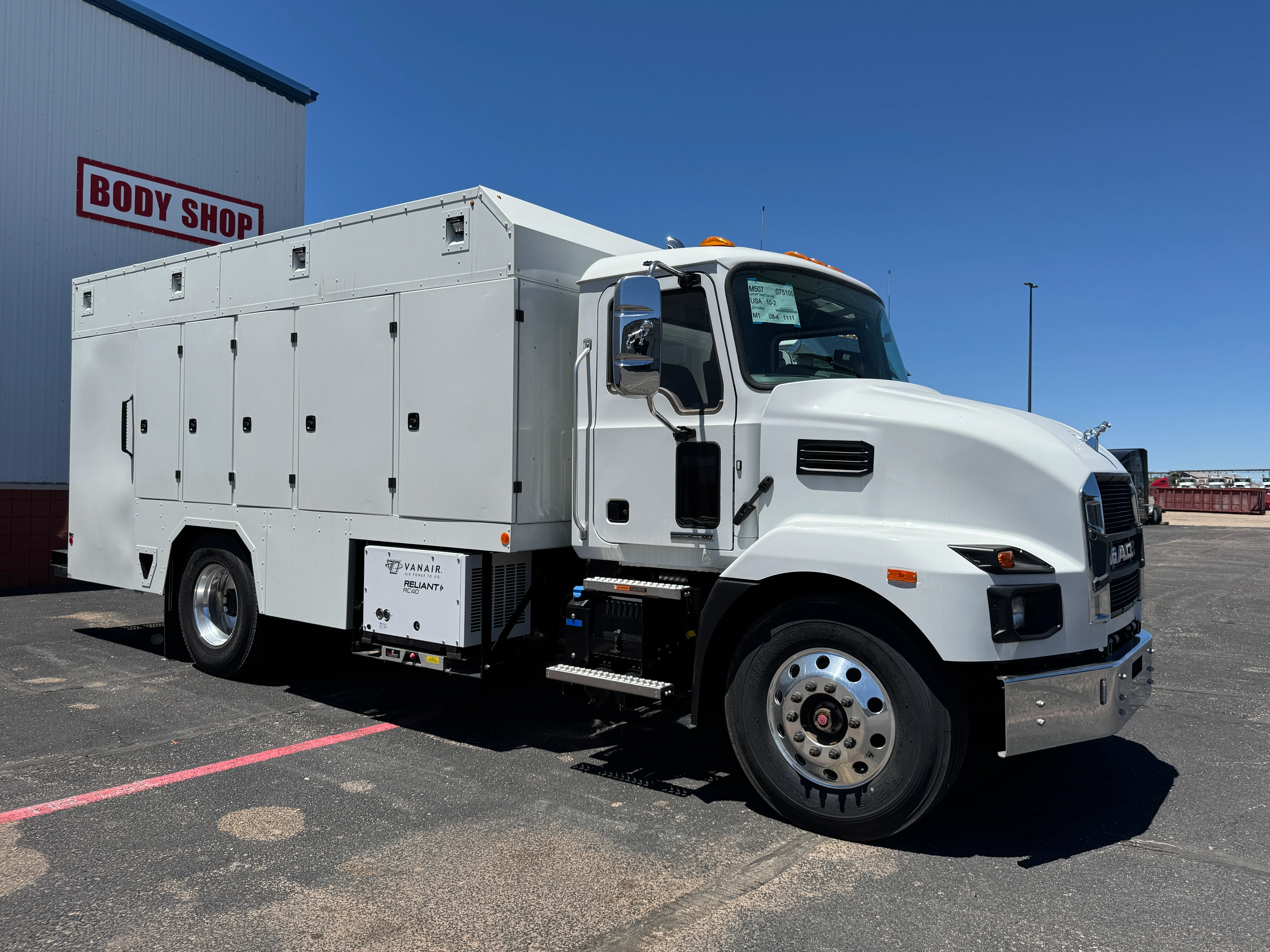2025 Mack MD in Denver, CO — photo 2