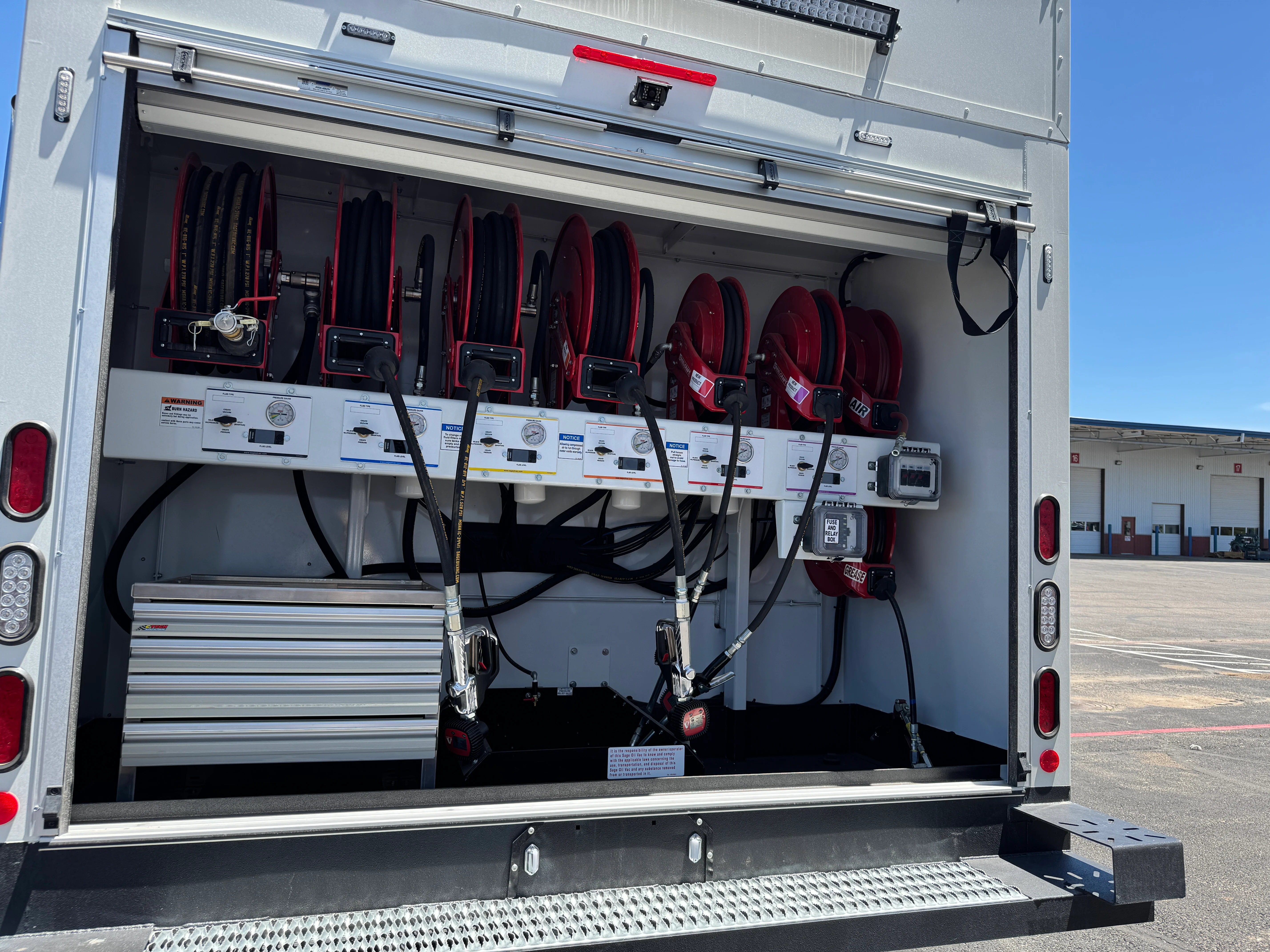 2025 Mack MD in Denver, CO — photo 15