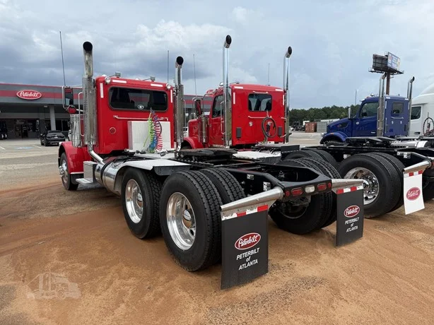 2020 Peterbilt 389 in GA — photo 4