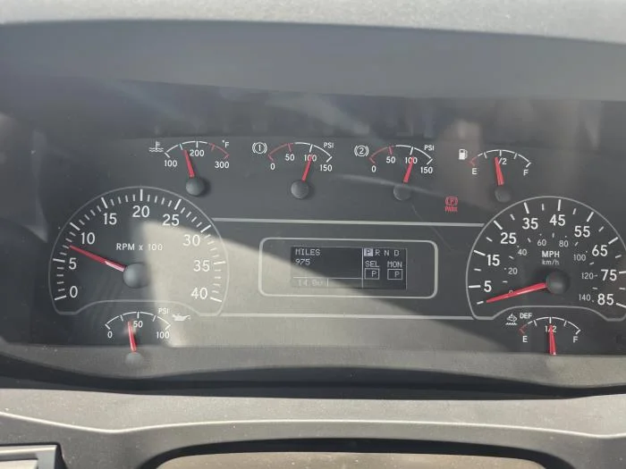 2027 International MV — photo 10