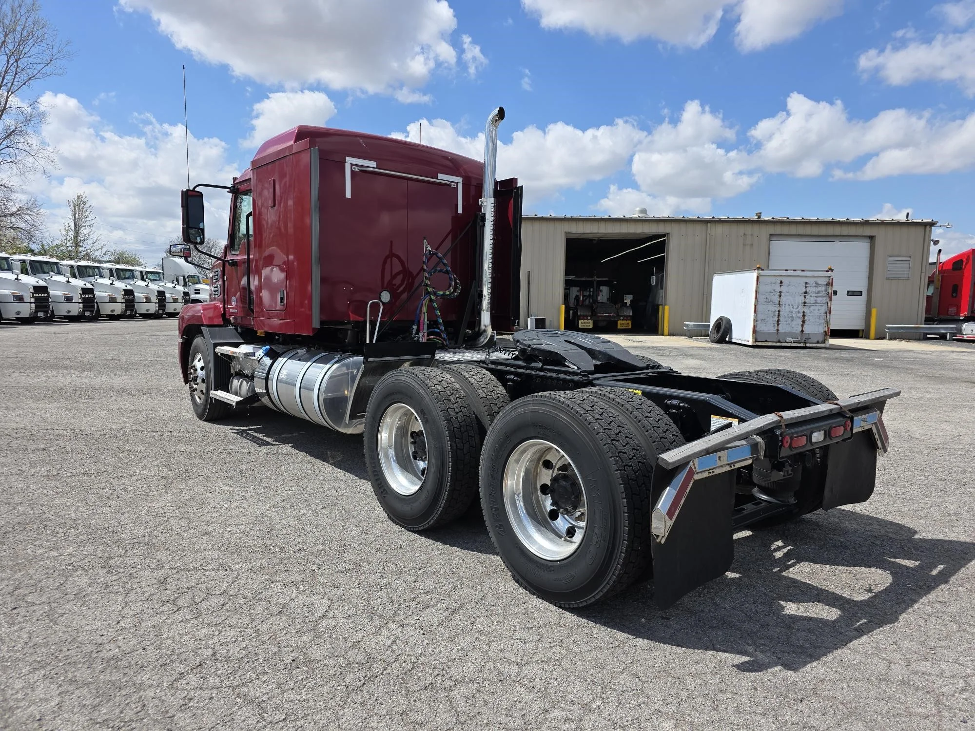 2025 Mack Anthem in Findlay, OH — photo 2