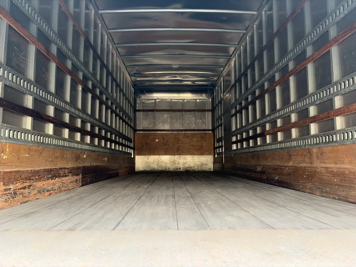 2019 International 4300 in Taylor, MI — photo 8