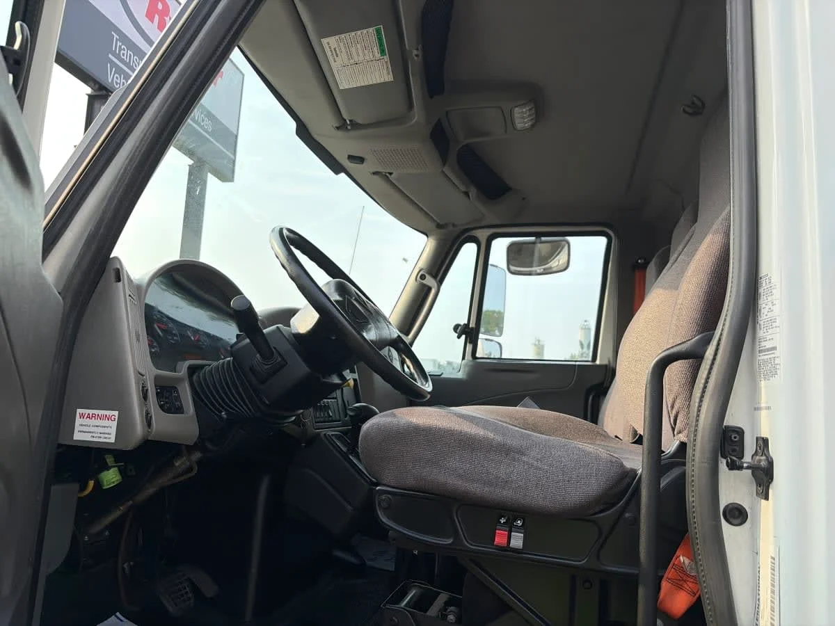 2019 International 4300 in Taylor, MI — photo 7