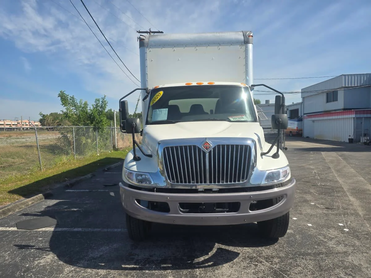 2020 International MV in Tampa, FL — photo 2