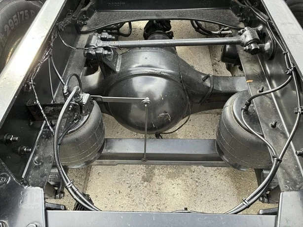 2022 Kenworth W900 - image 21