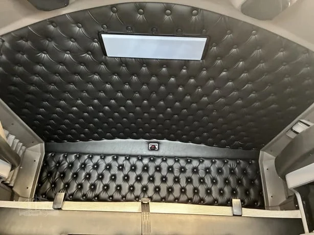 2022 Kenworth W900 - image 50