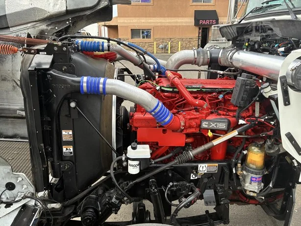 2022 Kenworth W900 - image 9