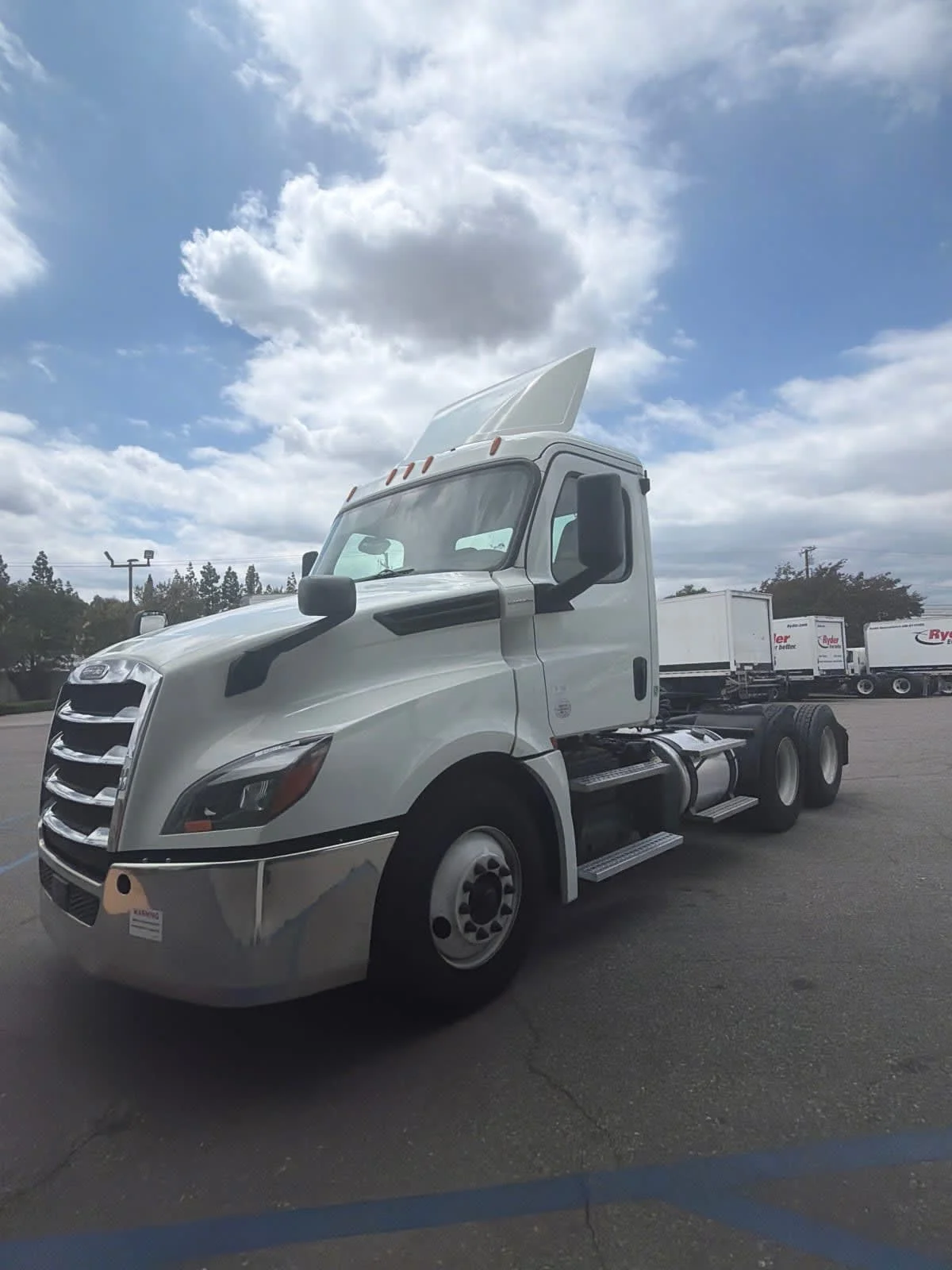 2019 Freightliner Cascadia in Pomona, CA