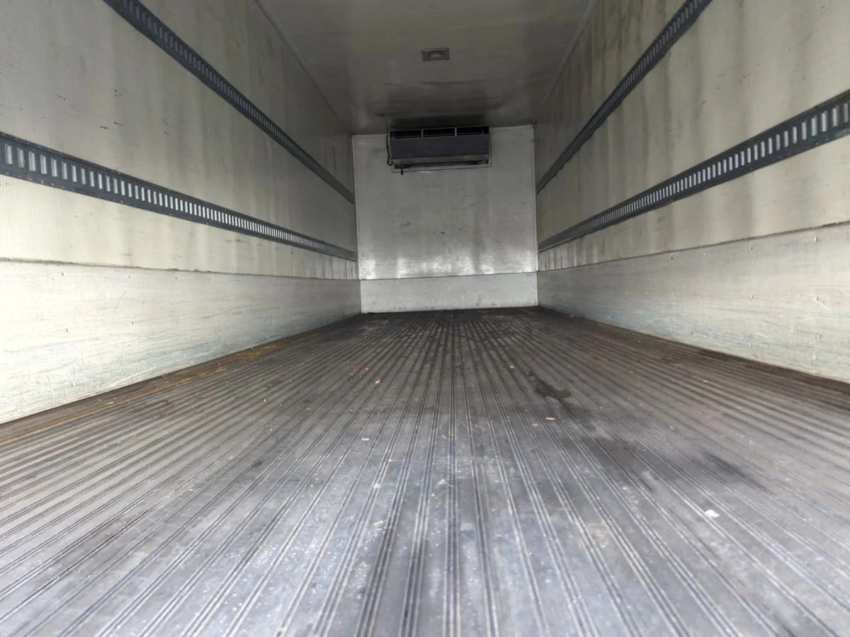 2018 Freightliner M2 106 in Norwood, MA — photo 9