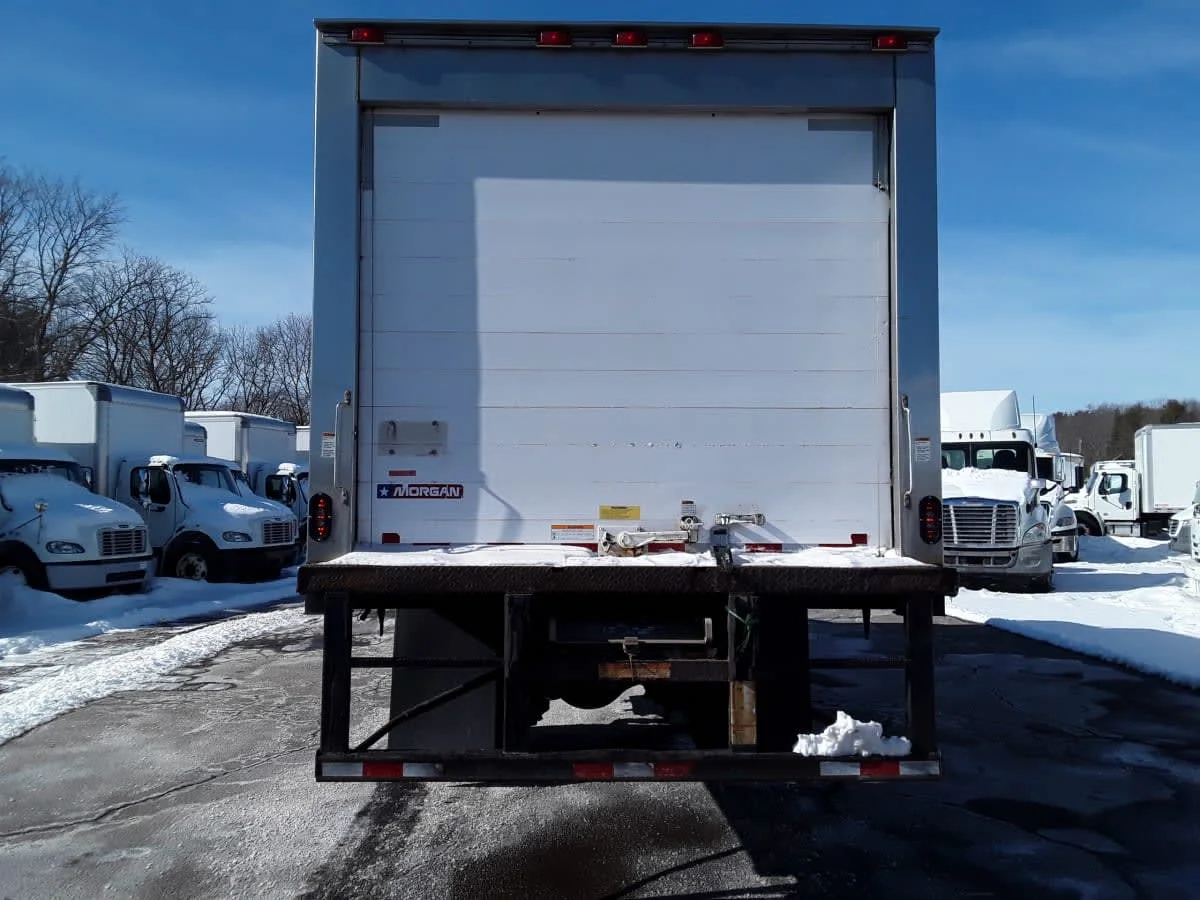 2018 Freightliner M2 106 in Salisbury, MA — photo 5