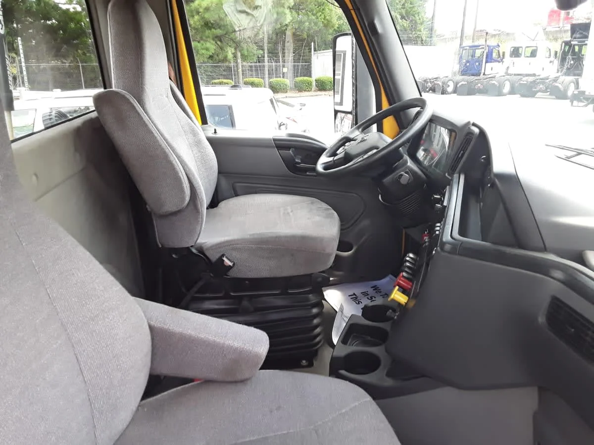 2020 International LT in Charlotte, NC — photo 10