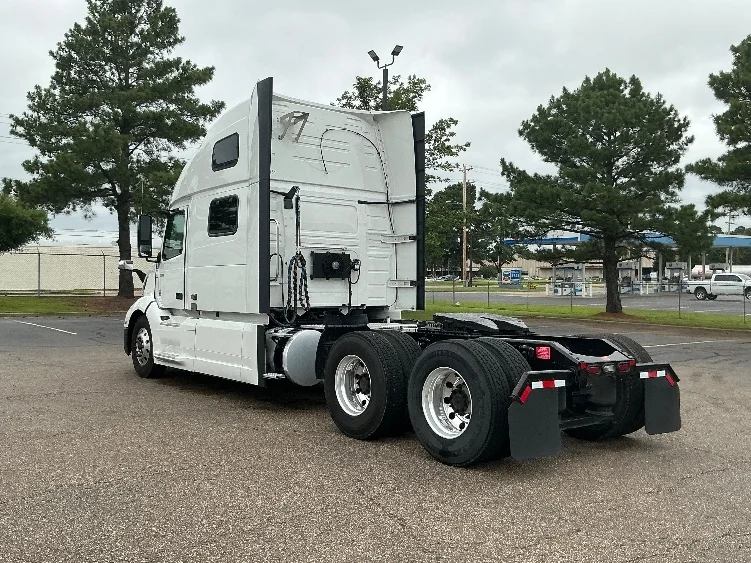 2023 Volvo in Olive Branch, MS — photo 5