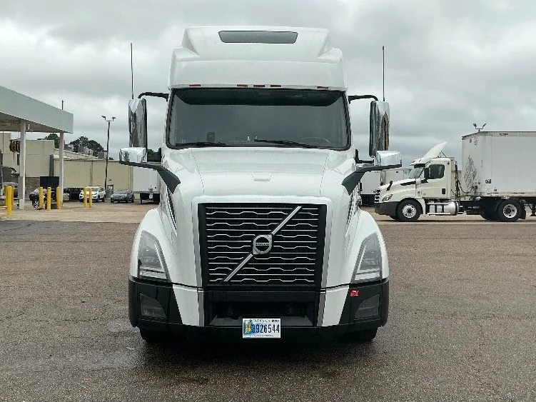 2023 Volvo in Olive Branch, MS — photo 2