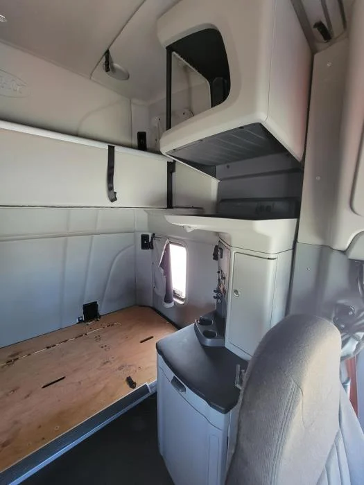 2021 Peterbilt 579 - image 21