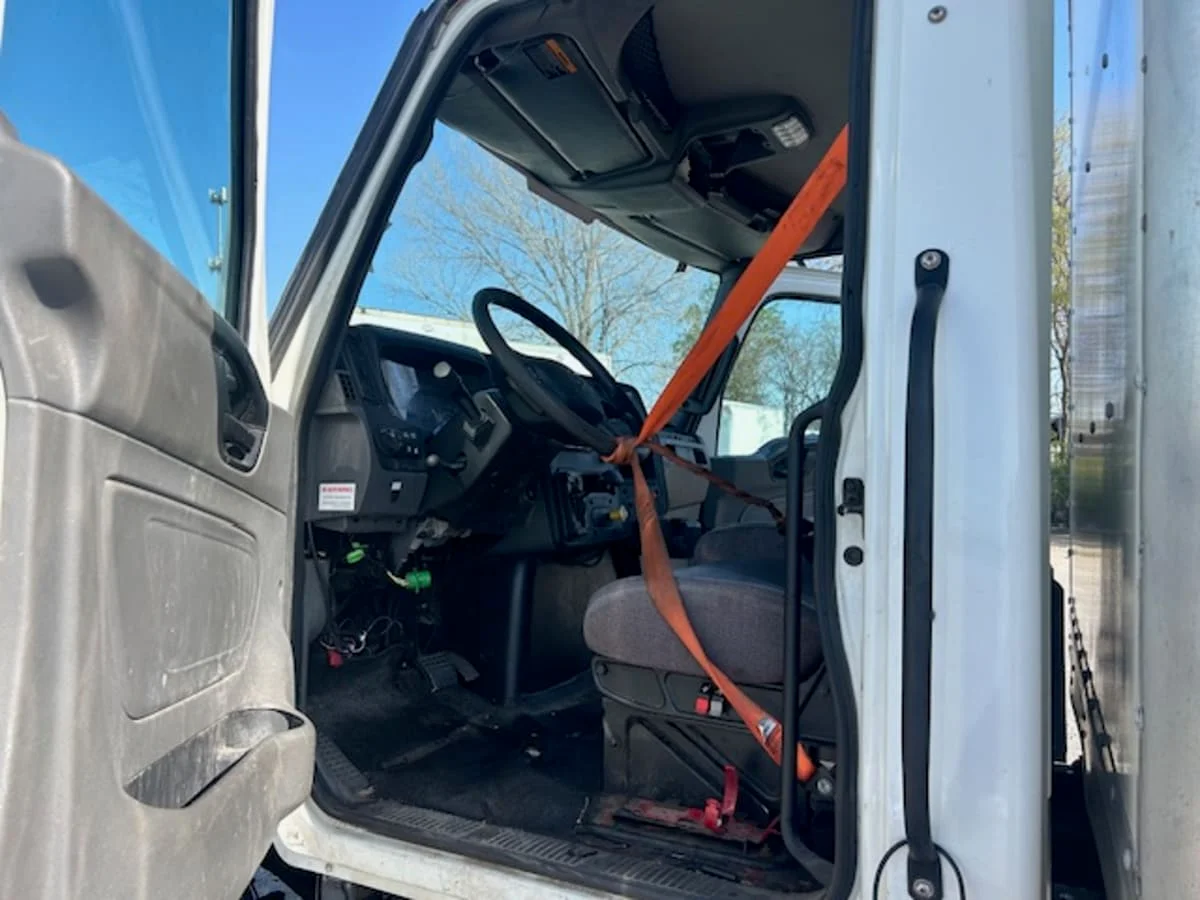 2020 International - image 1