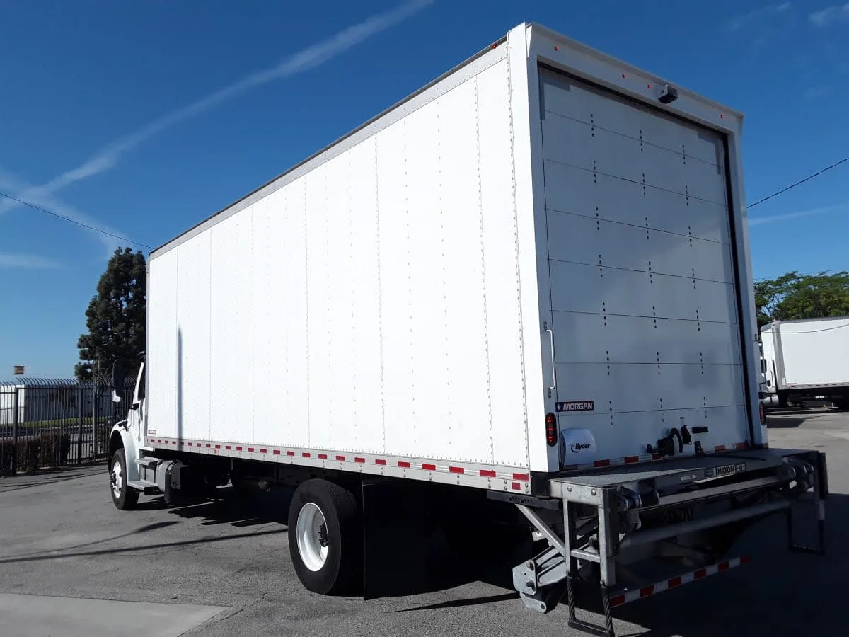 2022 Freightliner M2 106 in Montebello, CA — photo 6