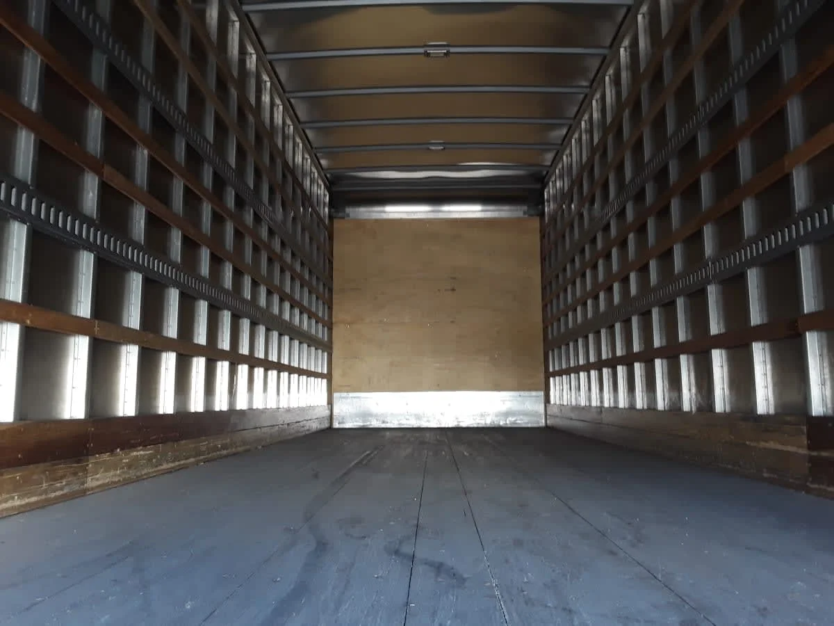 2022 Freightliner M2 106 in Montebello, CA — photo 8