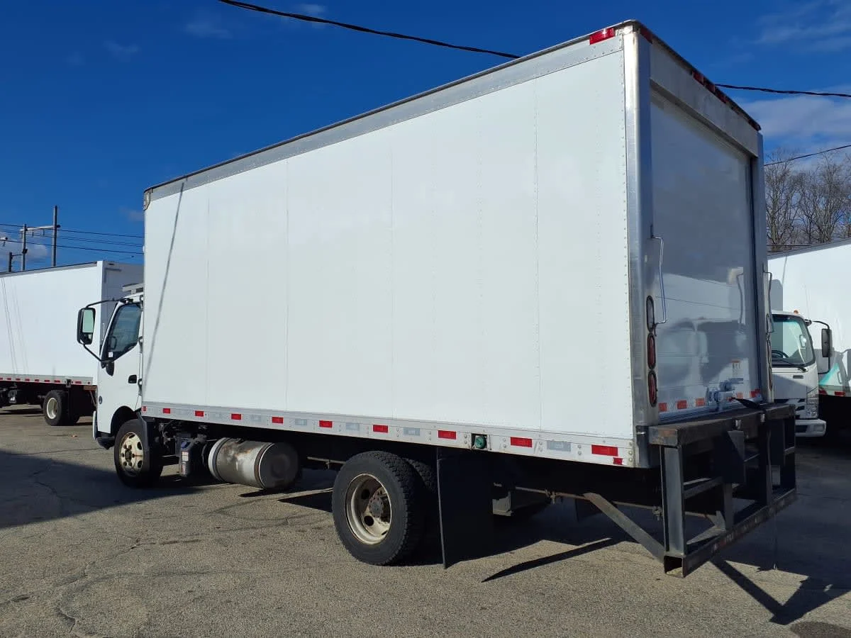 2020 Hino 195 in Warwick, RI — photo 6