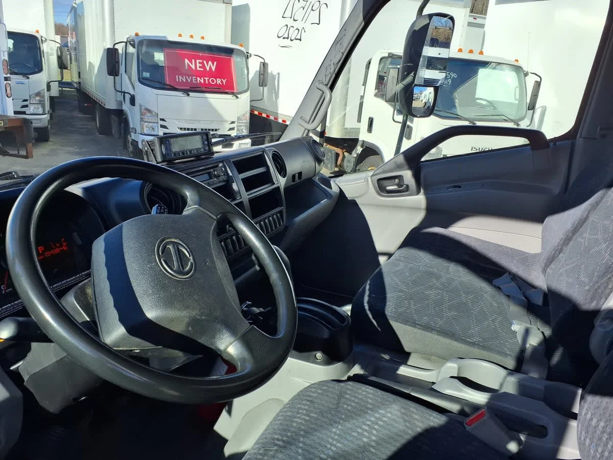 2020 Hino 195 in Warwick, RI — photo 8