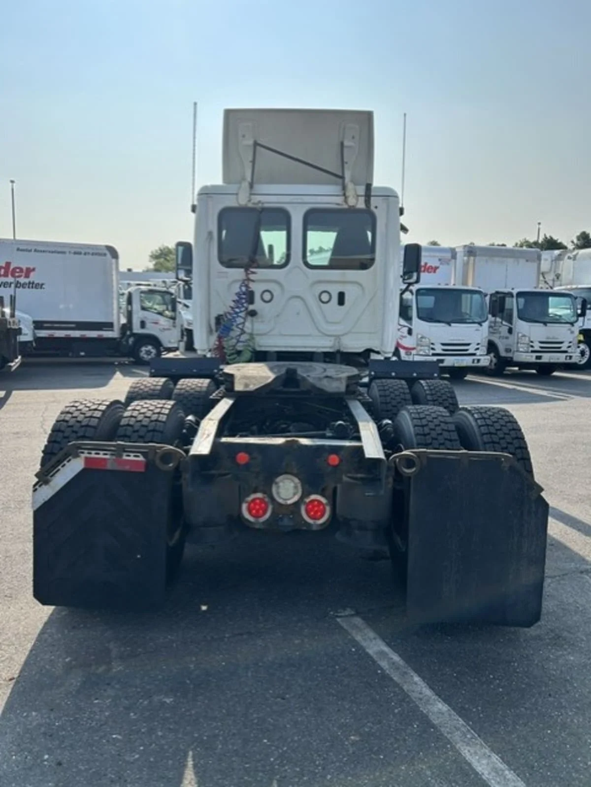 2019 Freightliner Cascadia in Farmingdale, NY — photo 5