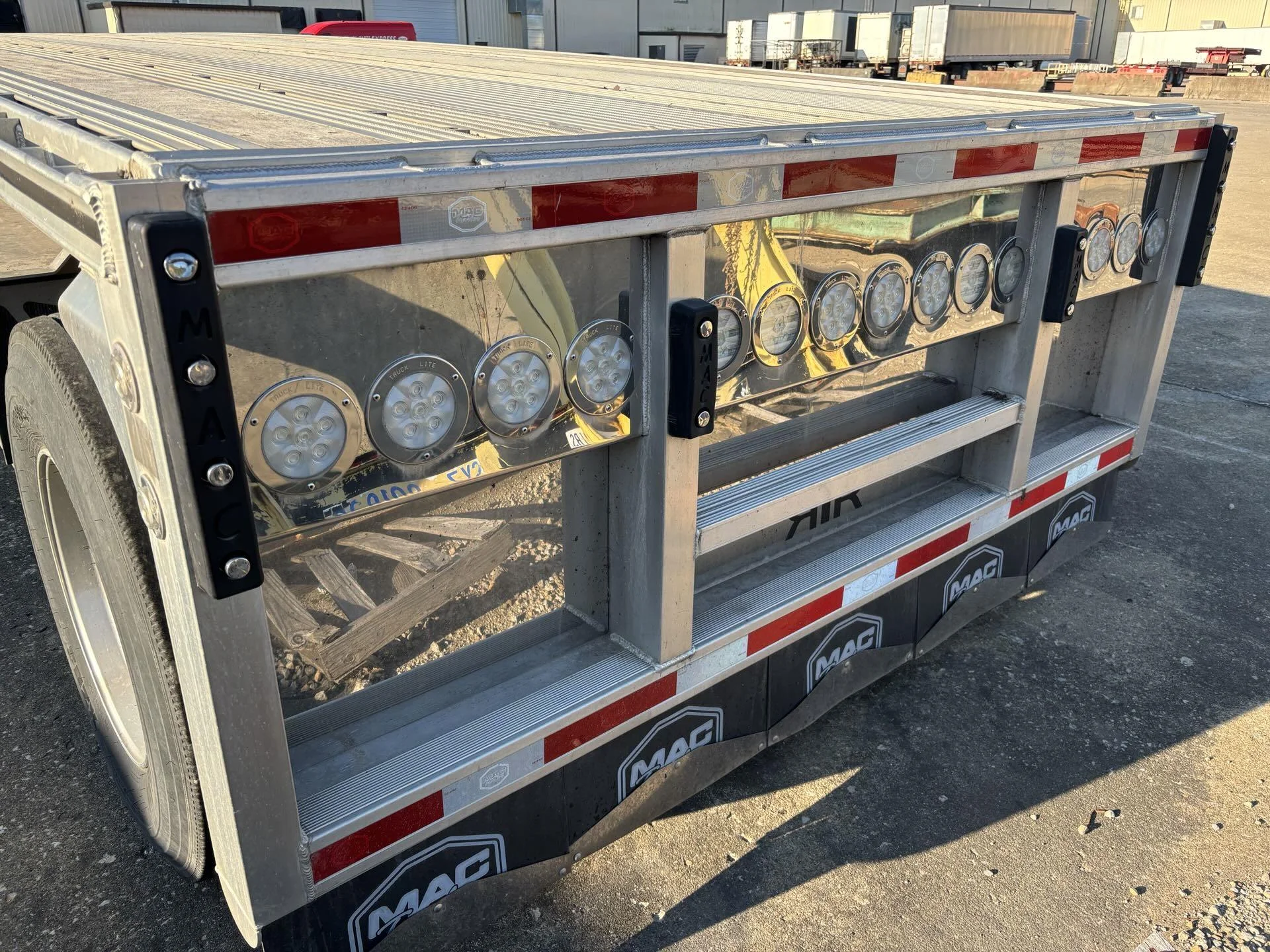 2023 MAC Trailer - image 7