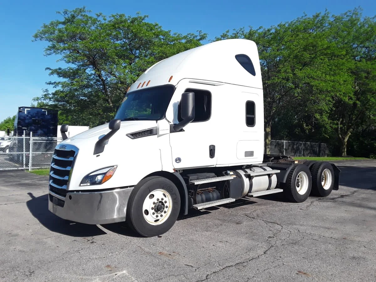 2020 Freightliner Cascadia in Hilliard, OH