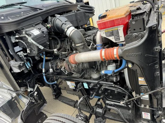 2023 Peterbilt 567 - image 16